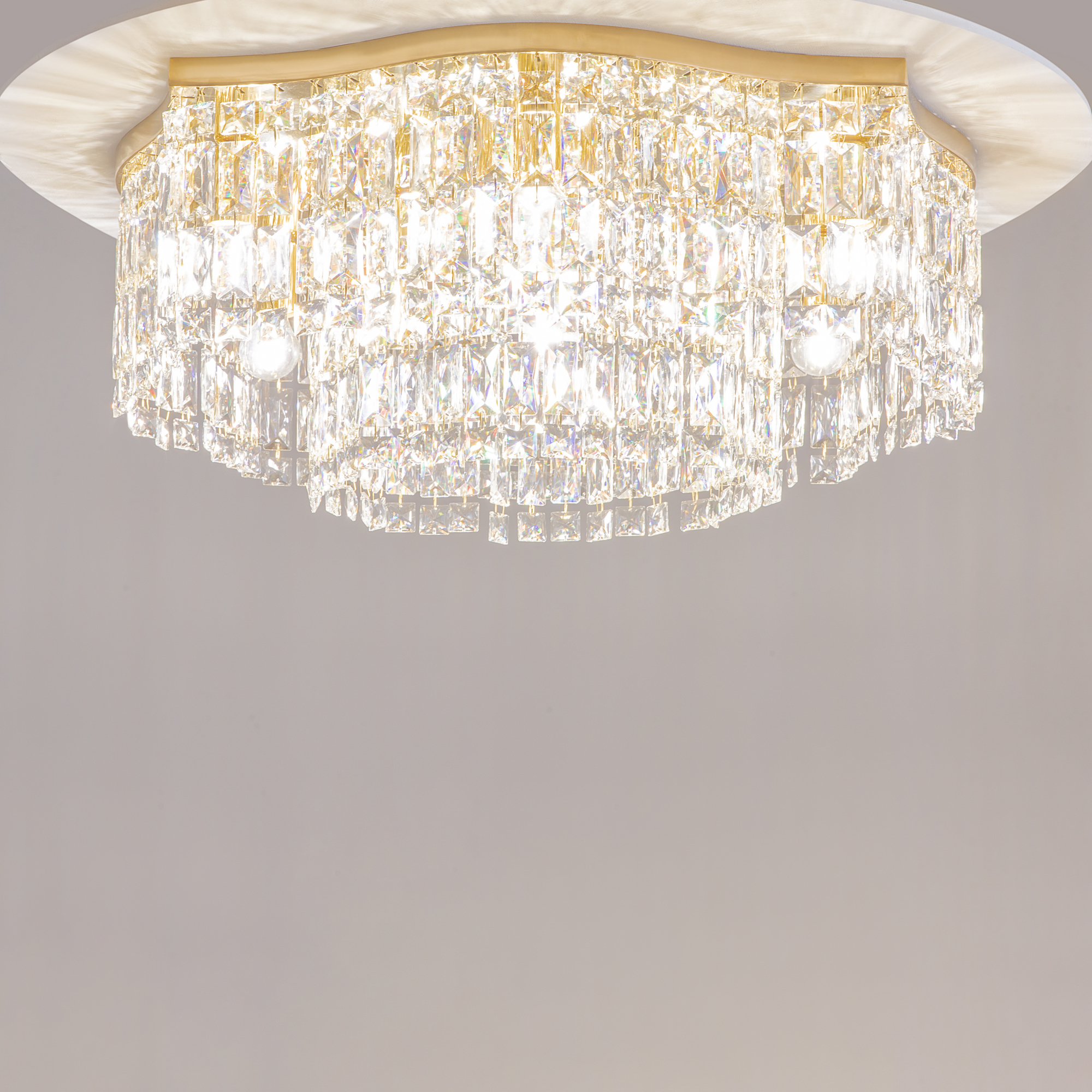 Потолочный светильник Maytoni DIA005CL-10G