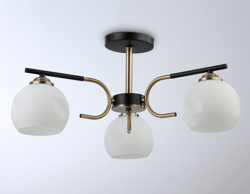 Накладной светильник Ambrella Light TR303311