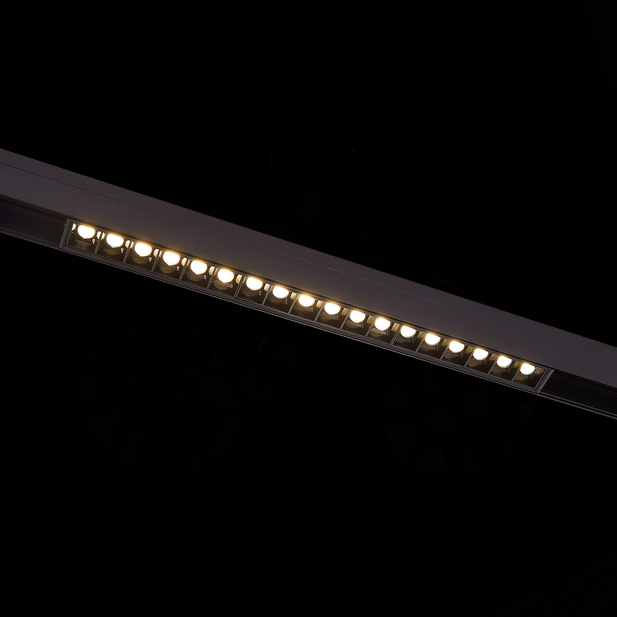 ST361.446.18.1 Магнитный трековый светильник Черный LED 1*18W 4000K 1407Lm Ra>90 36о IP20 L331xW22xH SKYLINE 48