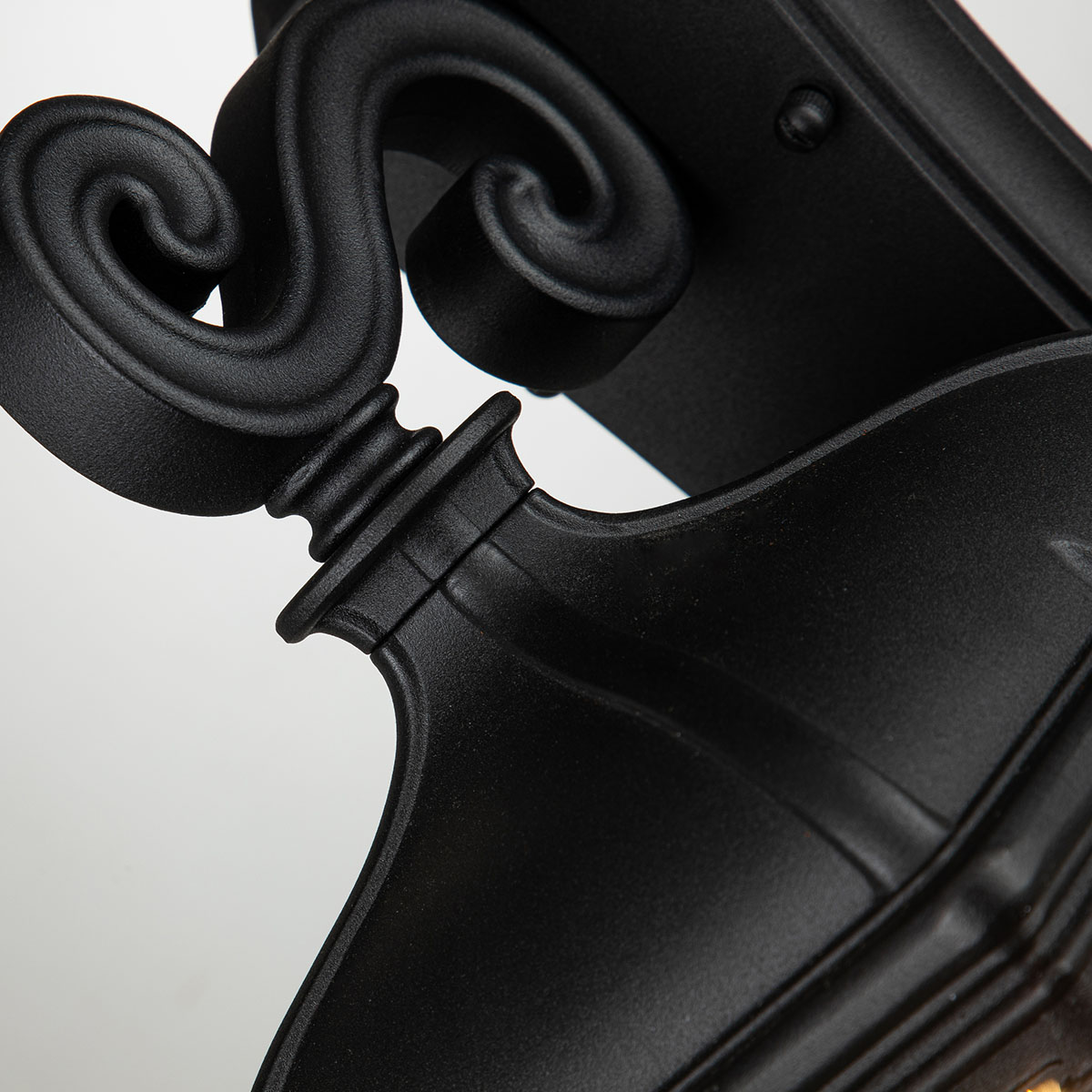 Настенный фонарь Elstead Lighting, Арт. BAYVIEW-2M-BK