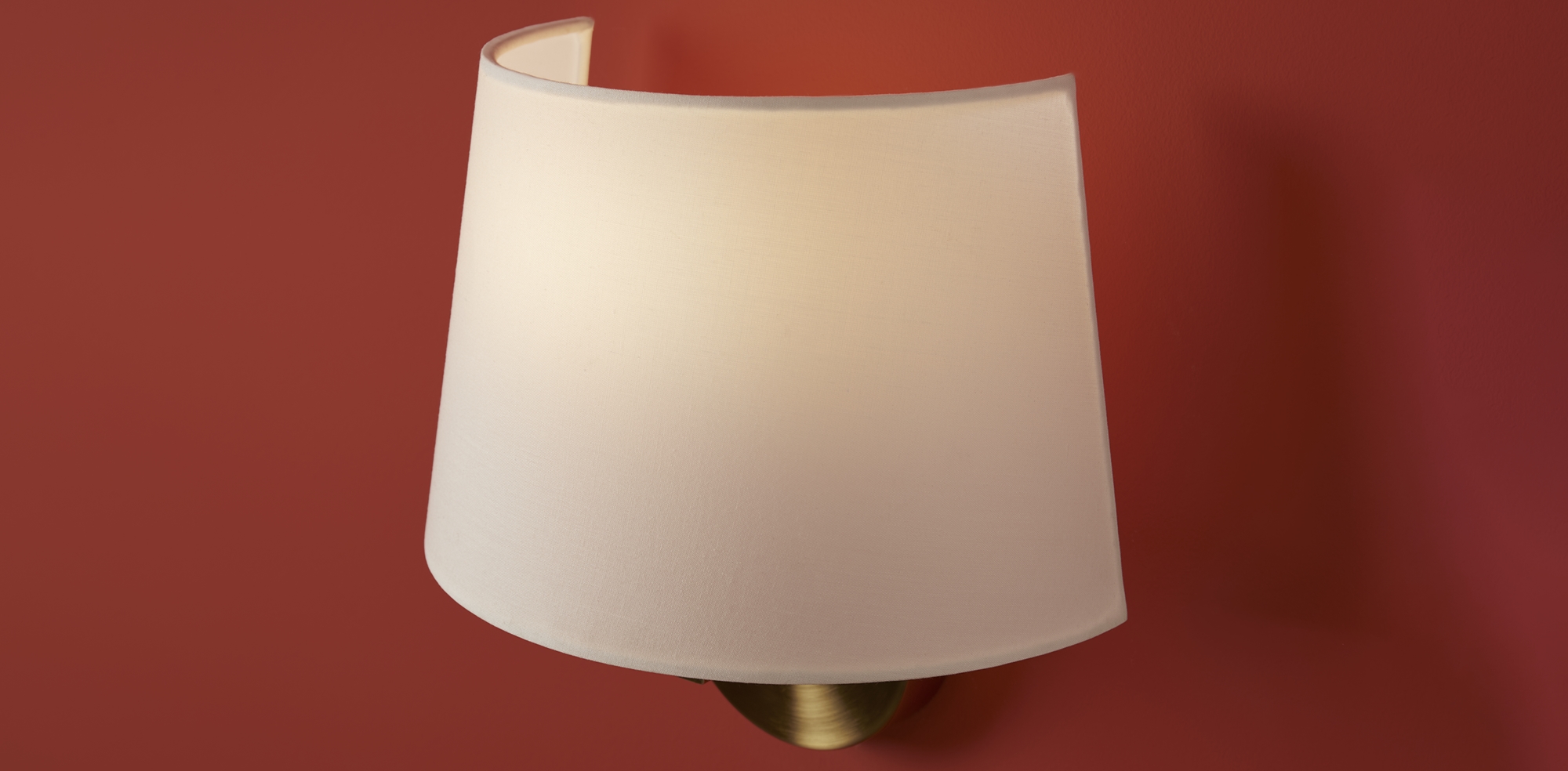 Настенный светильник (бра) Freya FR2042WL-01BS