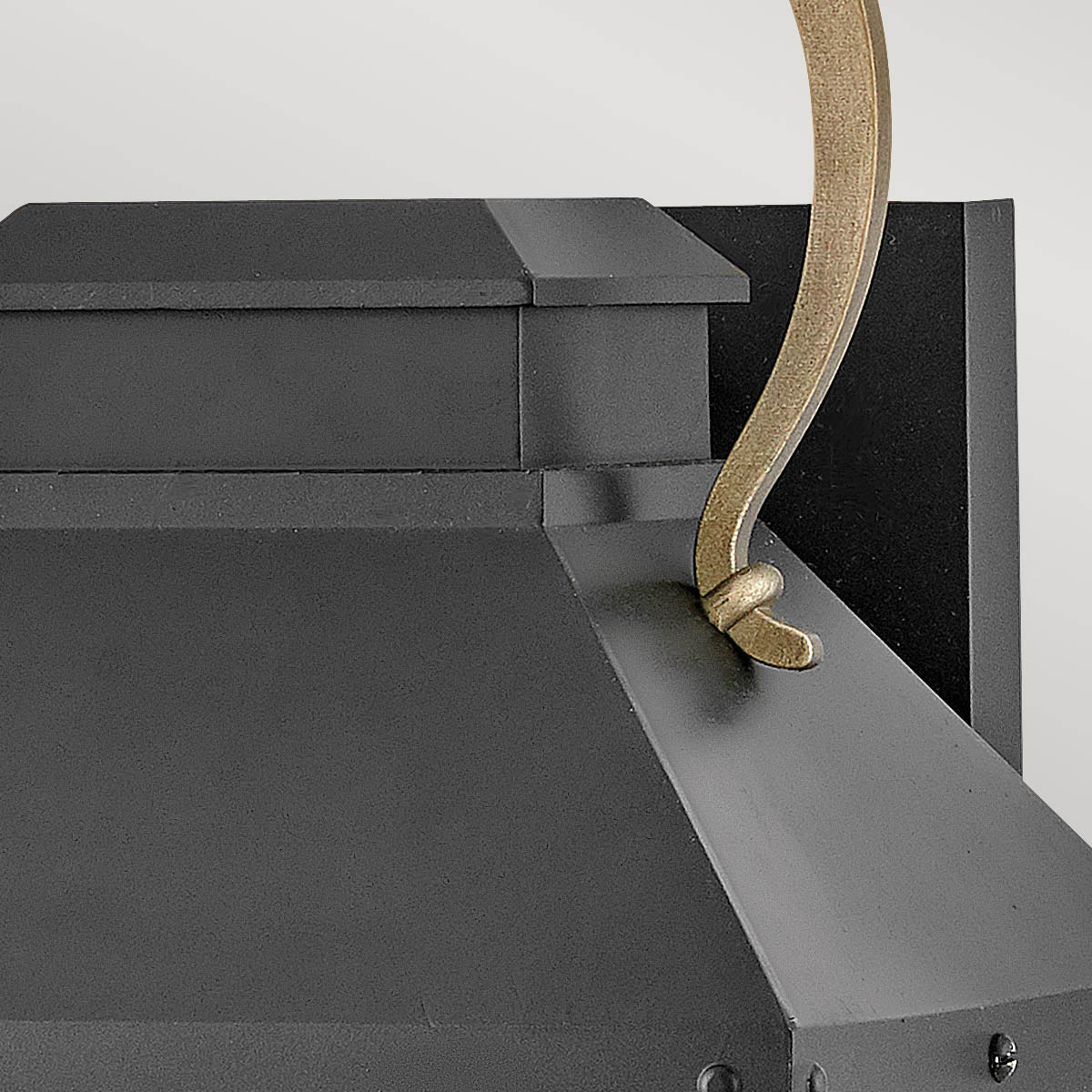 Настенный фонарь Hinkley, Арт. HK-DAWSON-M