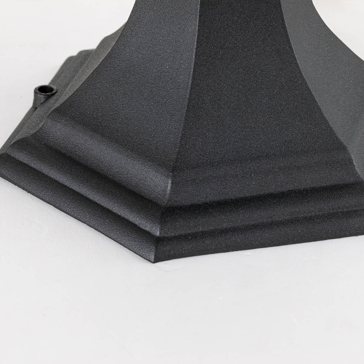 Фонарь-пьедестал Elstead Lighting, Арт. BAYVIEW-3M-BK