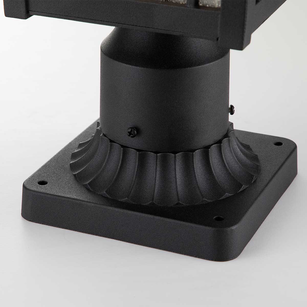 Фонарь-пьедестал Quoizel, Арт. QZ-CEDAR-POINT3-M-BK