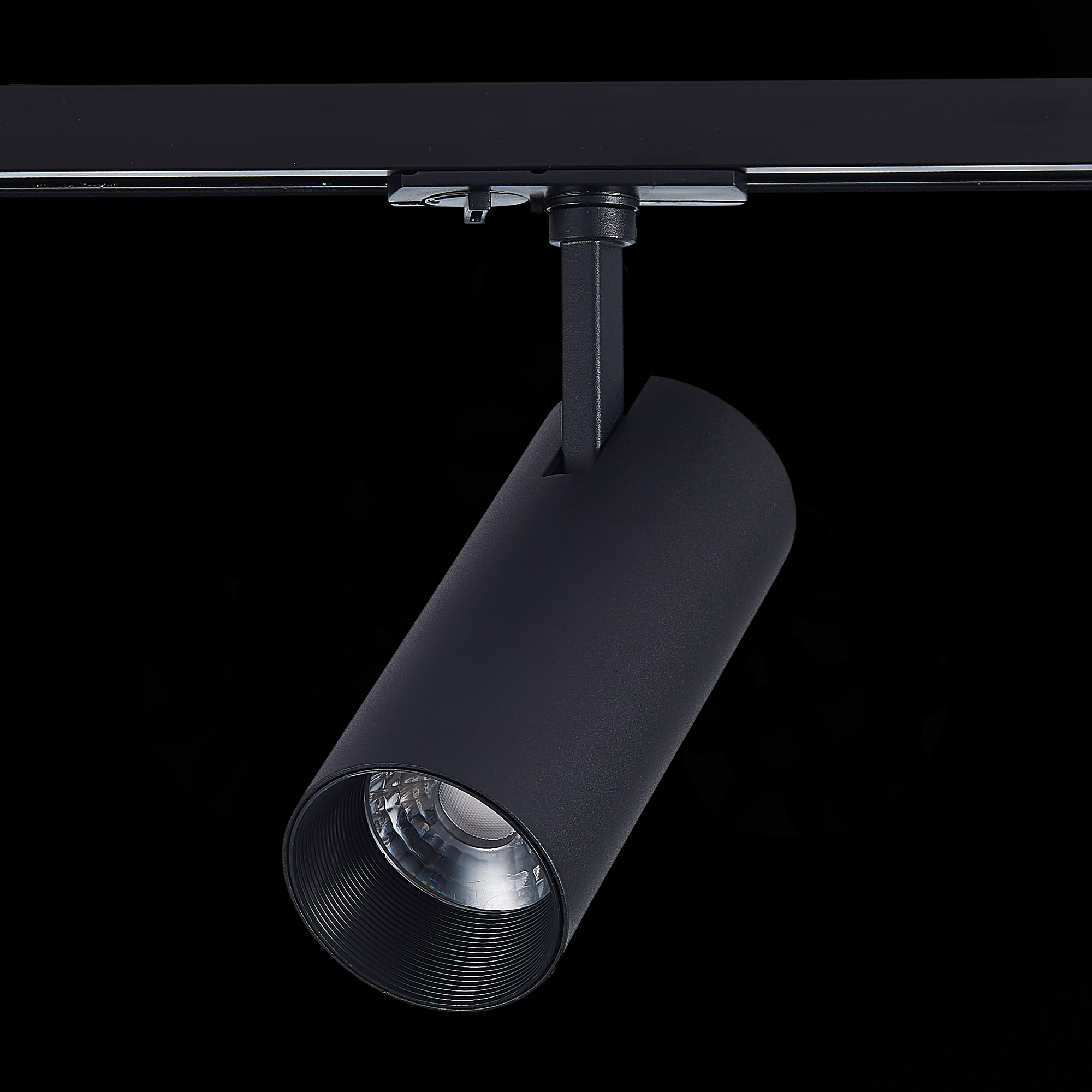 ST350.436.20.36 Св-к трек. Черный LED 1*20W 3000K 1 800Lm Ra?90 36° IP20 L158xW65xH193 100-240V BASE