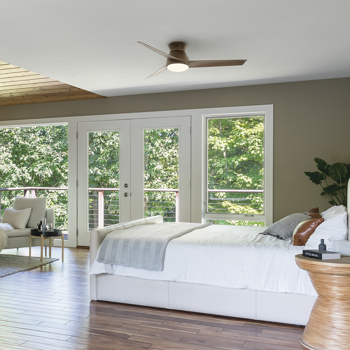 Светильник с вентилятором Kichler, Арт. KLF-ERIS-60-WN