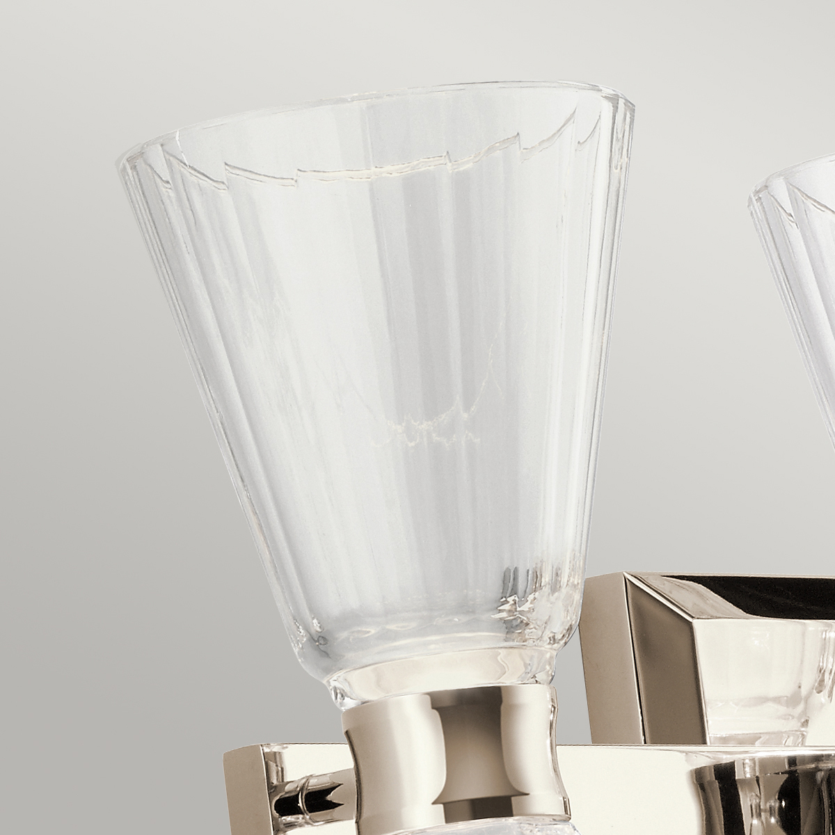 Бра для ванных комнат Kichler, Арт. QN-KAYVA3-PN