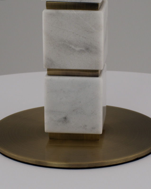 Настольная лампа Moderli V11145-1T