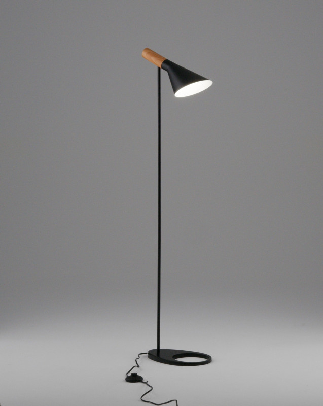 Торшер Moderli V11334-1F