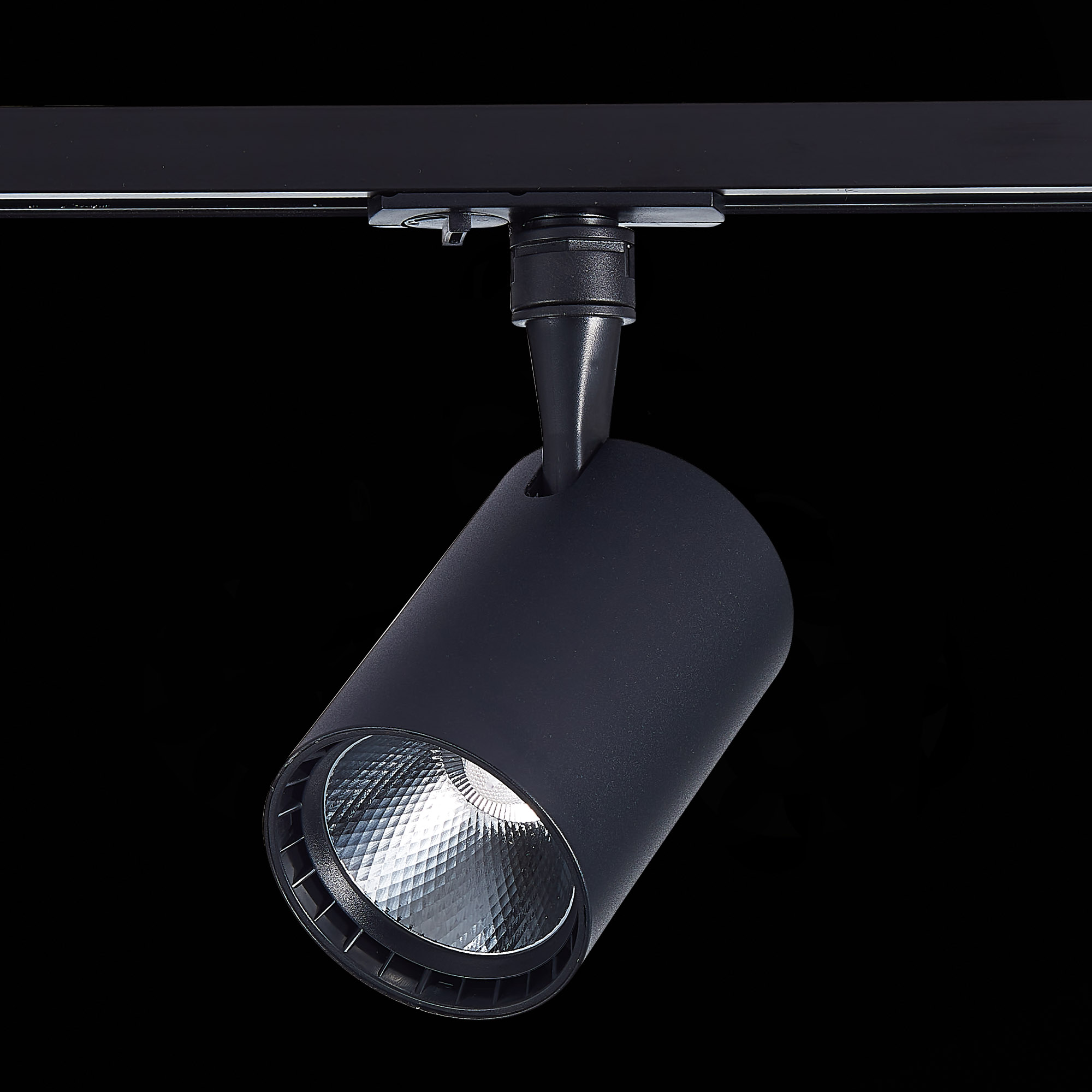 ST351.446.30.36 Св-к трек. Черный LED 1*30W 4000K 2 700Lm Ra?90 36° IP20 L139xW89xH194 100-240V BASE