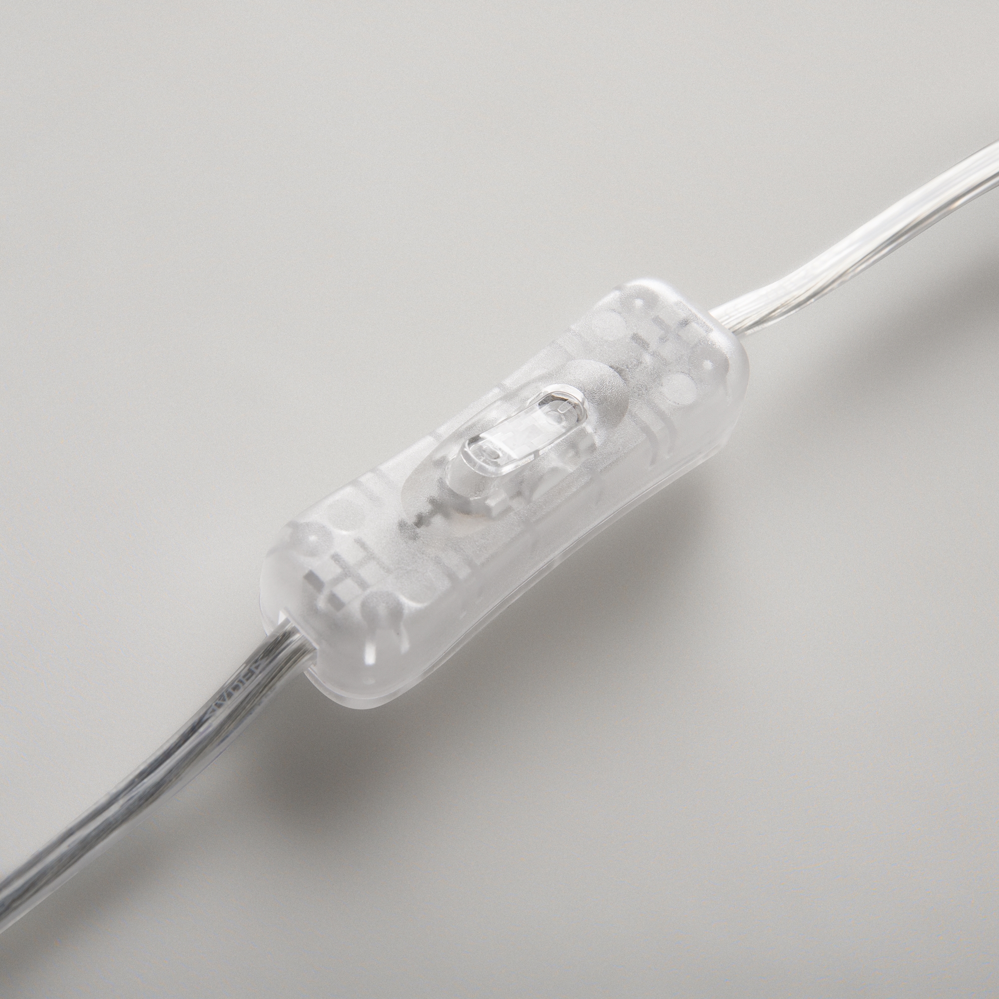 Настольный светильник Maytoni DIA008TL-01CH