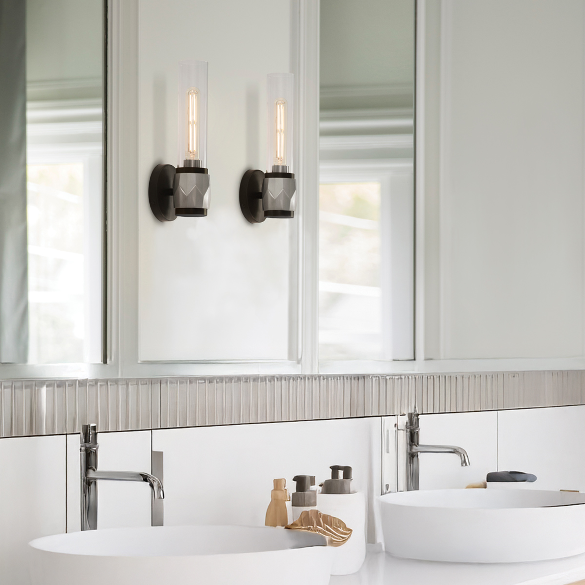 Бра для ванных комнат Hinkley, Арт. HK-ELLISON1-BK-BN