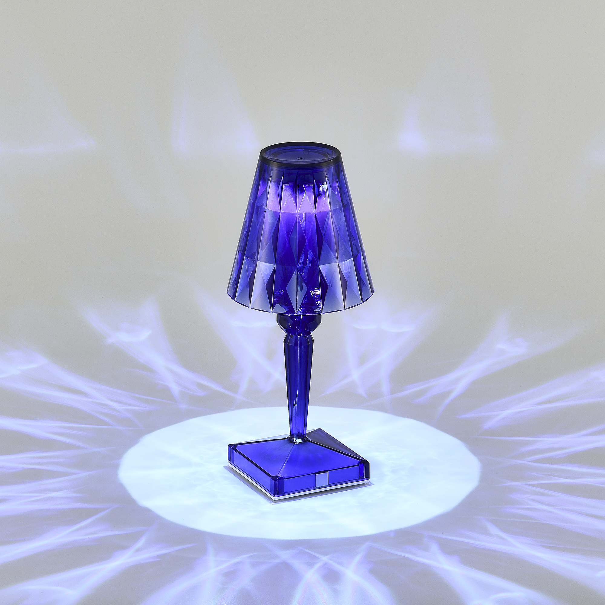 SL1010.714.01 Прикроватная лампа ST-Luce Синий/Синий LED 1*2W 3000K - 6000K SPARKLE