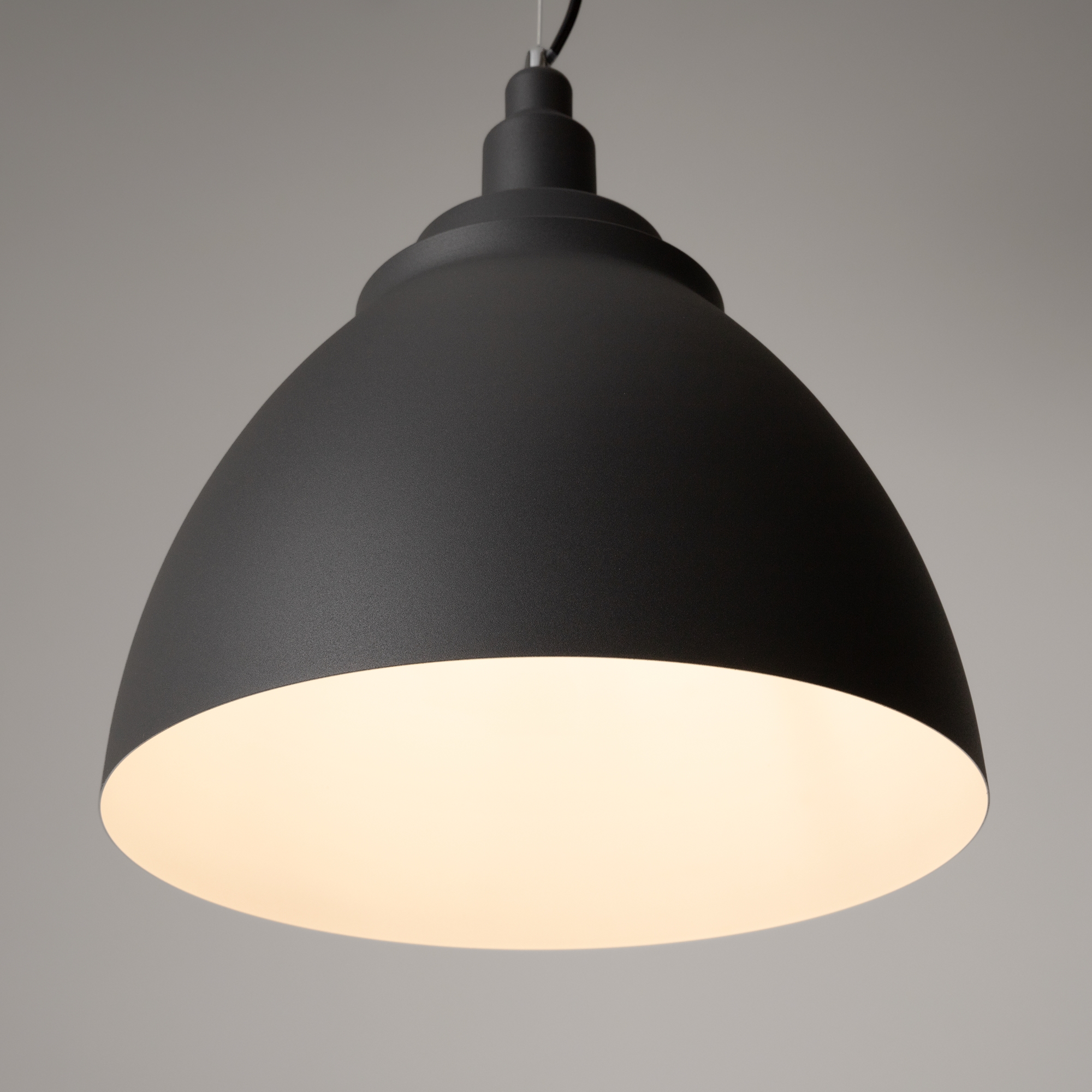 Подвесной светильник Maytoni P535PL-01B