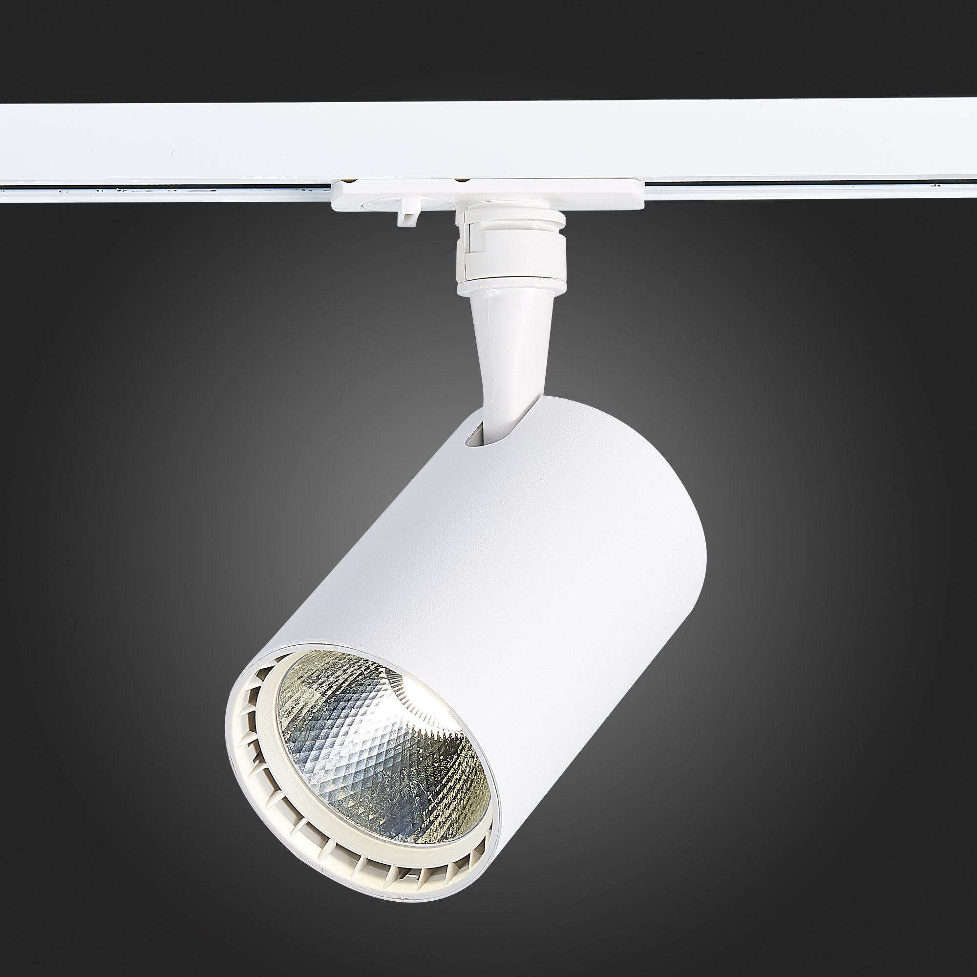 ST351.546.15.36 Св-к трек. Белый LED 1*15W 4000K 1 350Lm Ra?90 36° IP20 L118xW78xH174 100-240V BASE