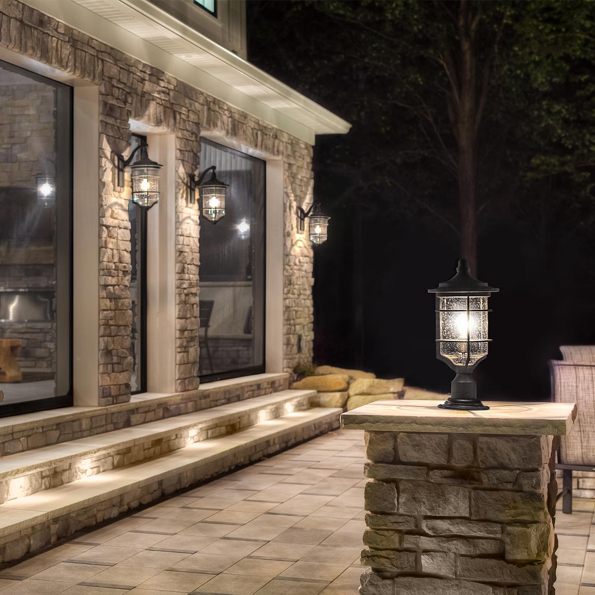 Настенный фонарь Kichler, Арт. KL-ROYAL-MARINE2-M