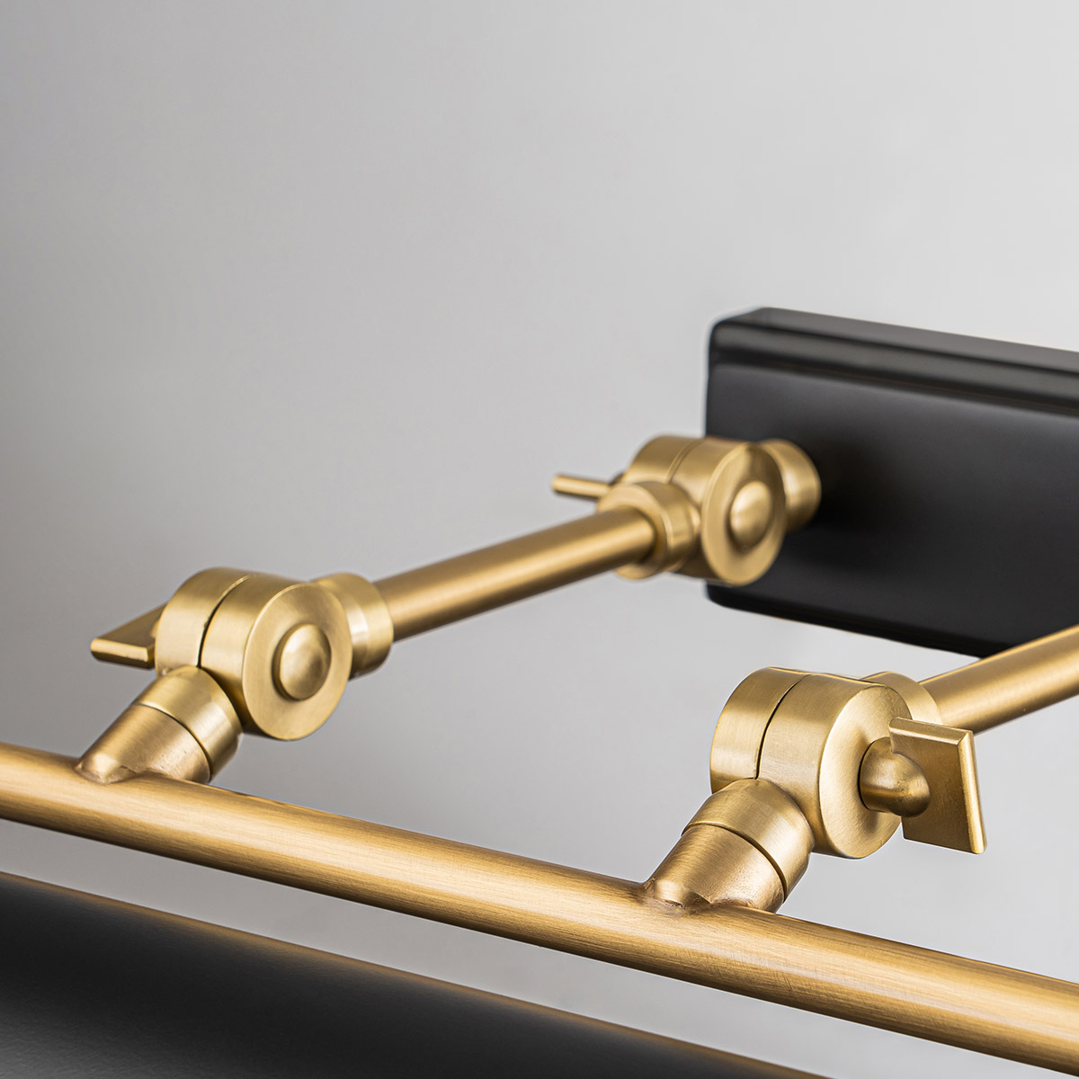 Светильник для картин Elstead Lighting, Арт. WINCHFIELD-PLL-AB-MB