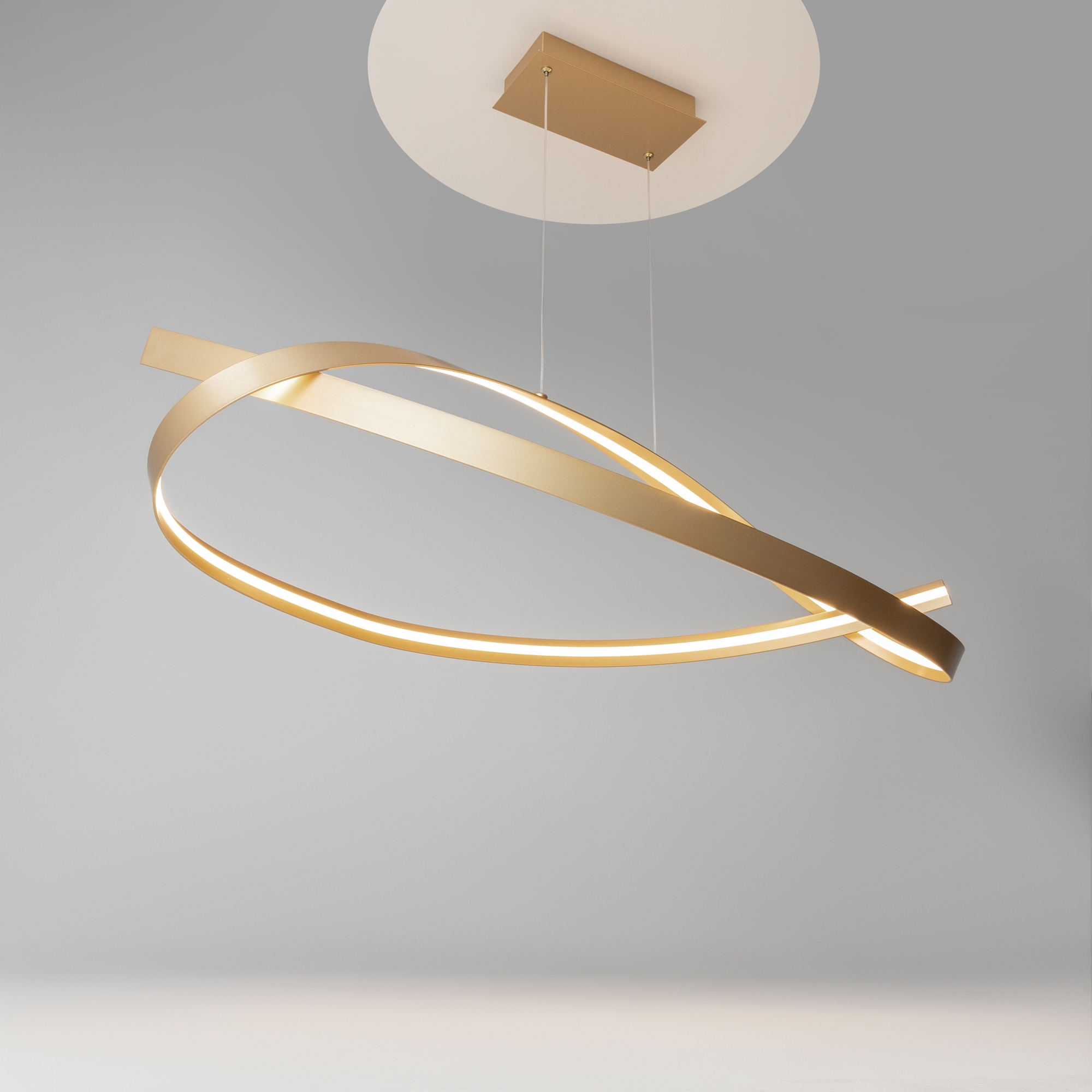 Подвесной светильник Maytoni MOD283PL-L40BS3K