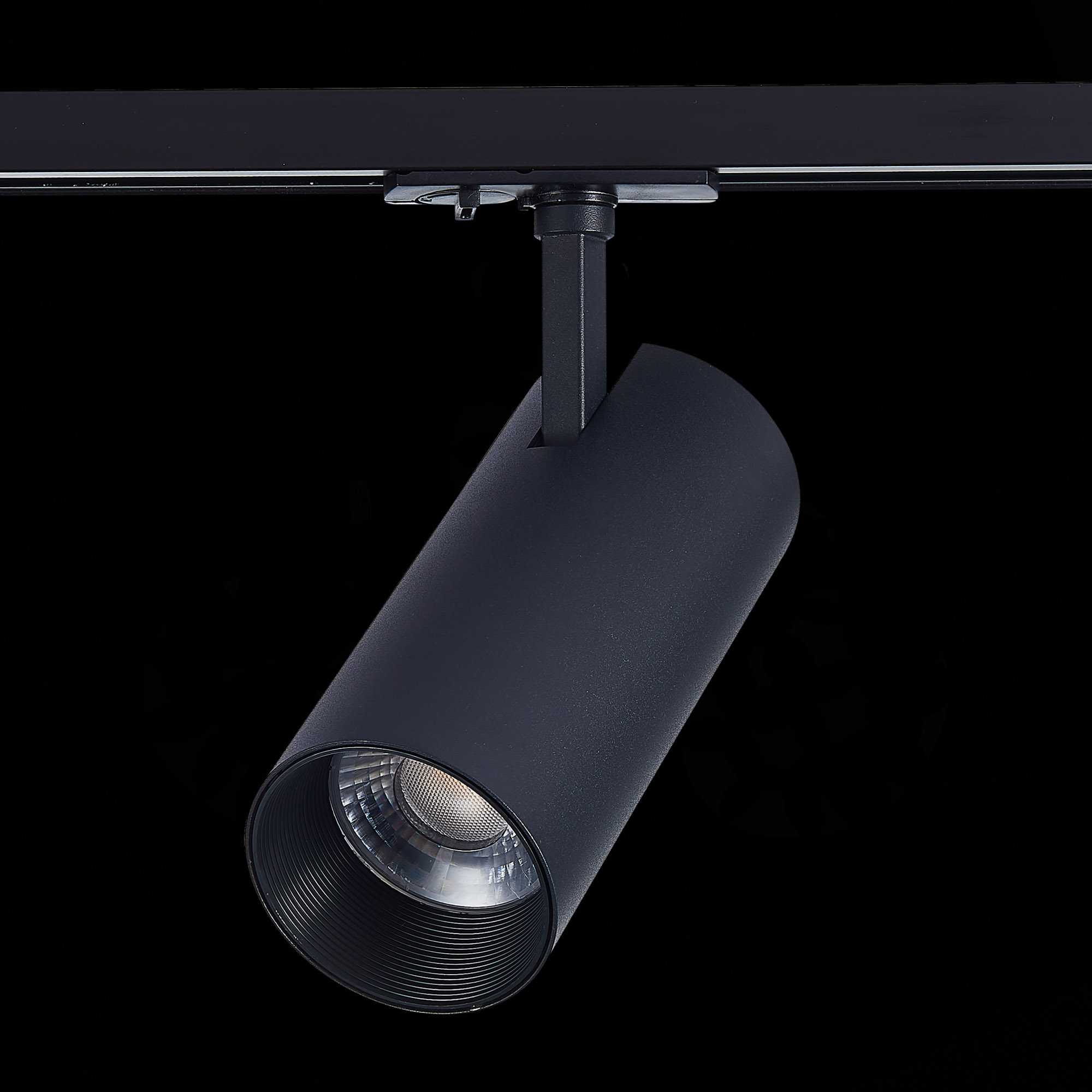 ST350.436.30.24 Св-к трек. Черный LED 1*30W 3000K 2 700Lm Ra?80 24° IP20 L177xW77xH204 100-240V BASE
