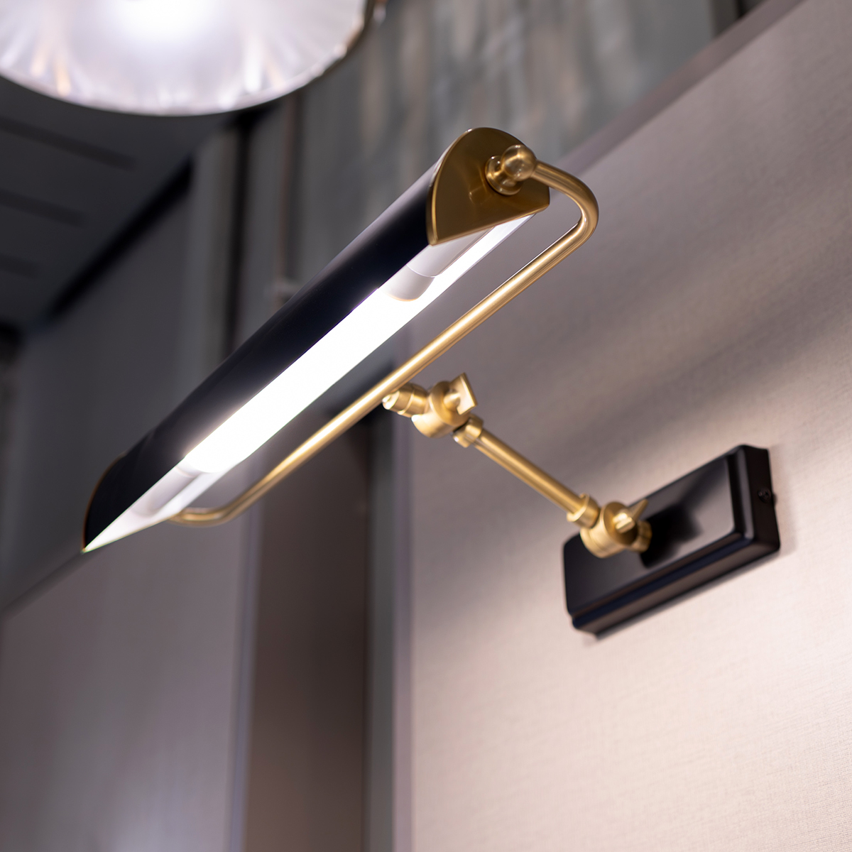 Светильник для картин Elstead Lighting, Арт. WINCHFIELD-PLM-AB-MB