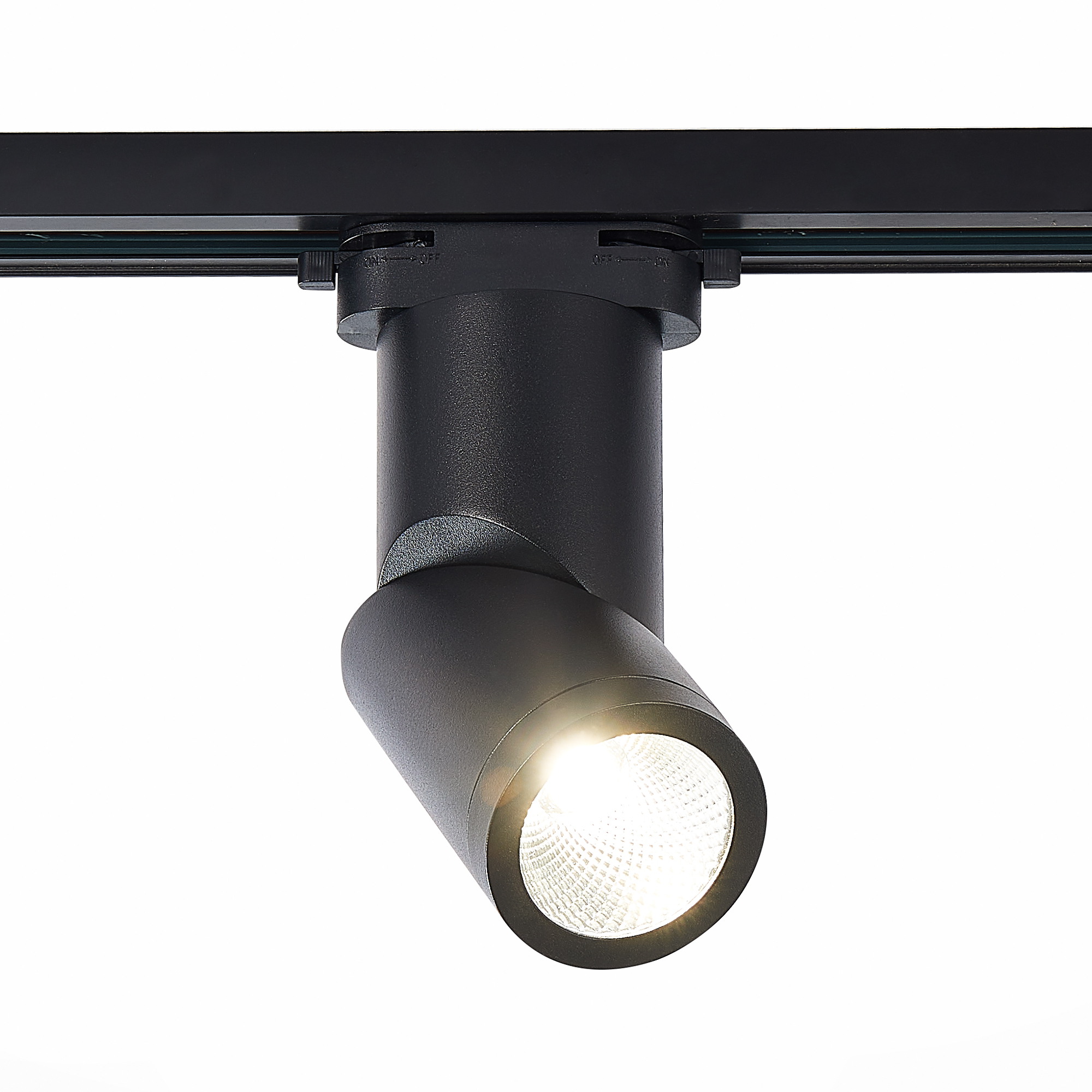 ST650.446.10 Св-к трек. Черный LED 1*10W 4000K 800Lm Ra>90 38° IP20 D60xH190 165-265V BASE