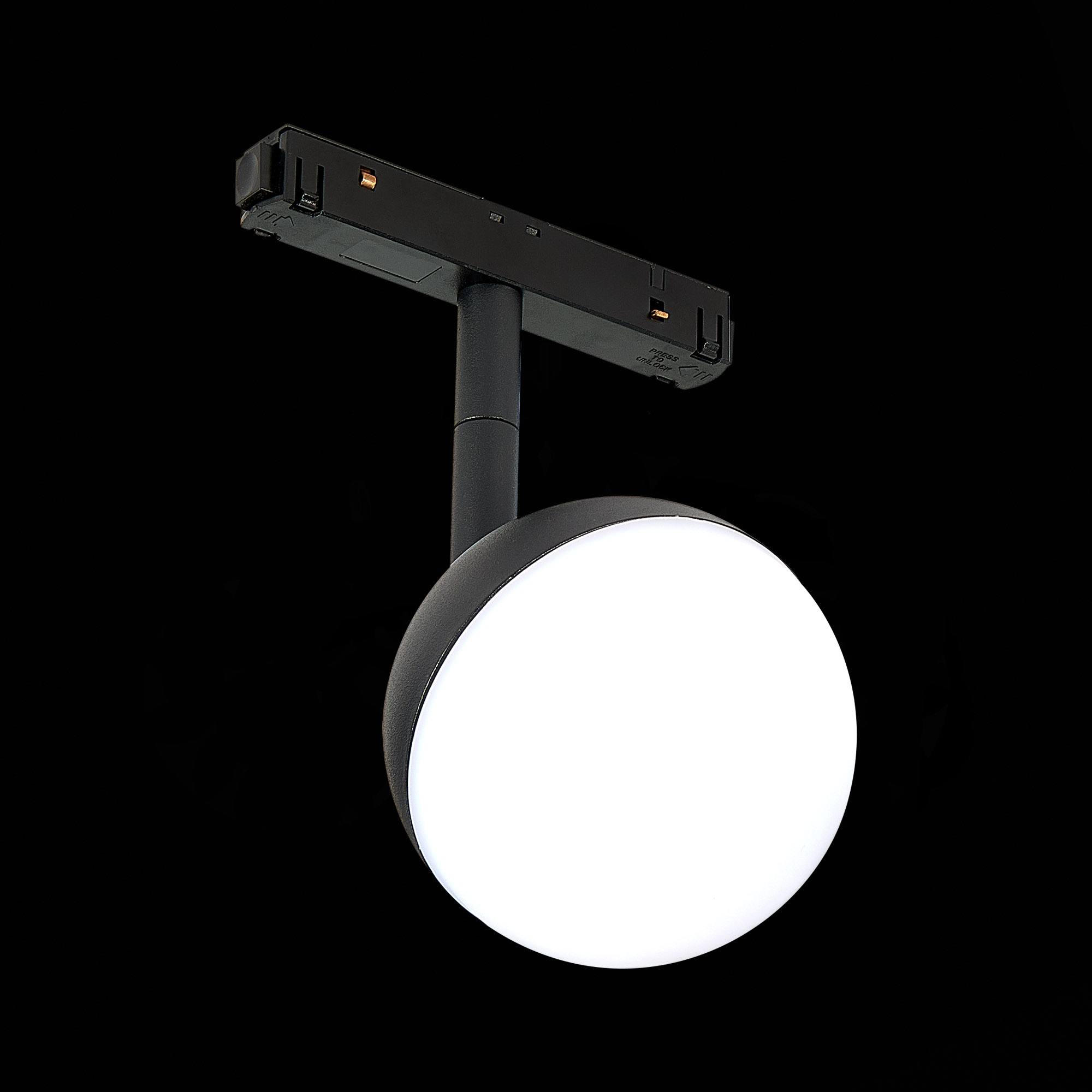 ST358.446.07 Магнитный трековый светильник Черный LED 1*7W 4000K 520Lm Ra>80 120° IP20 L120xW90xH192 SKYLINE 48