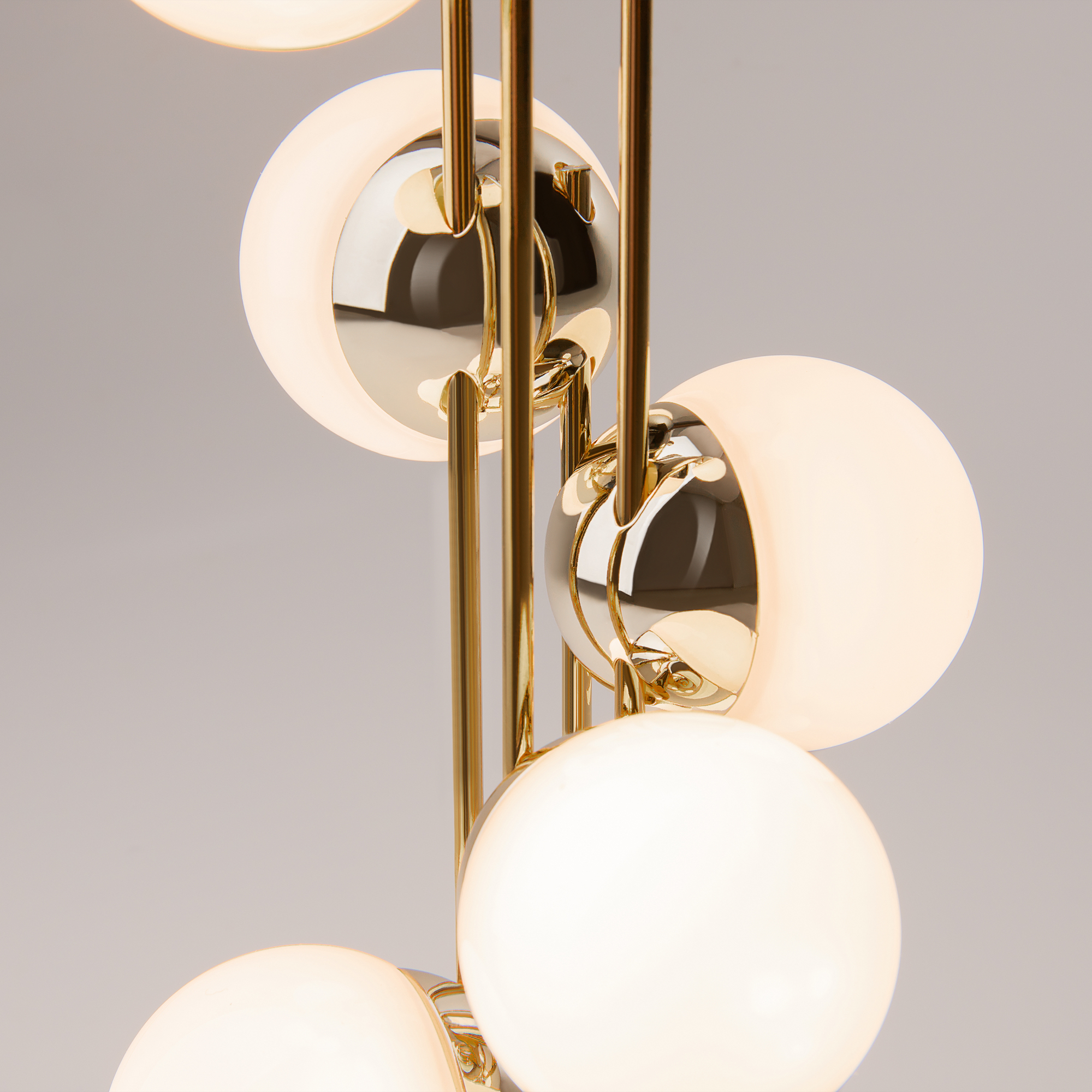 Настольный светильник Maytoni MOD081TL-L14G3K