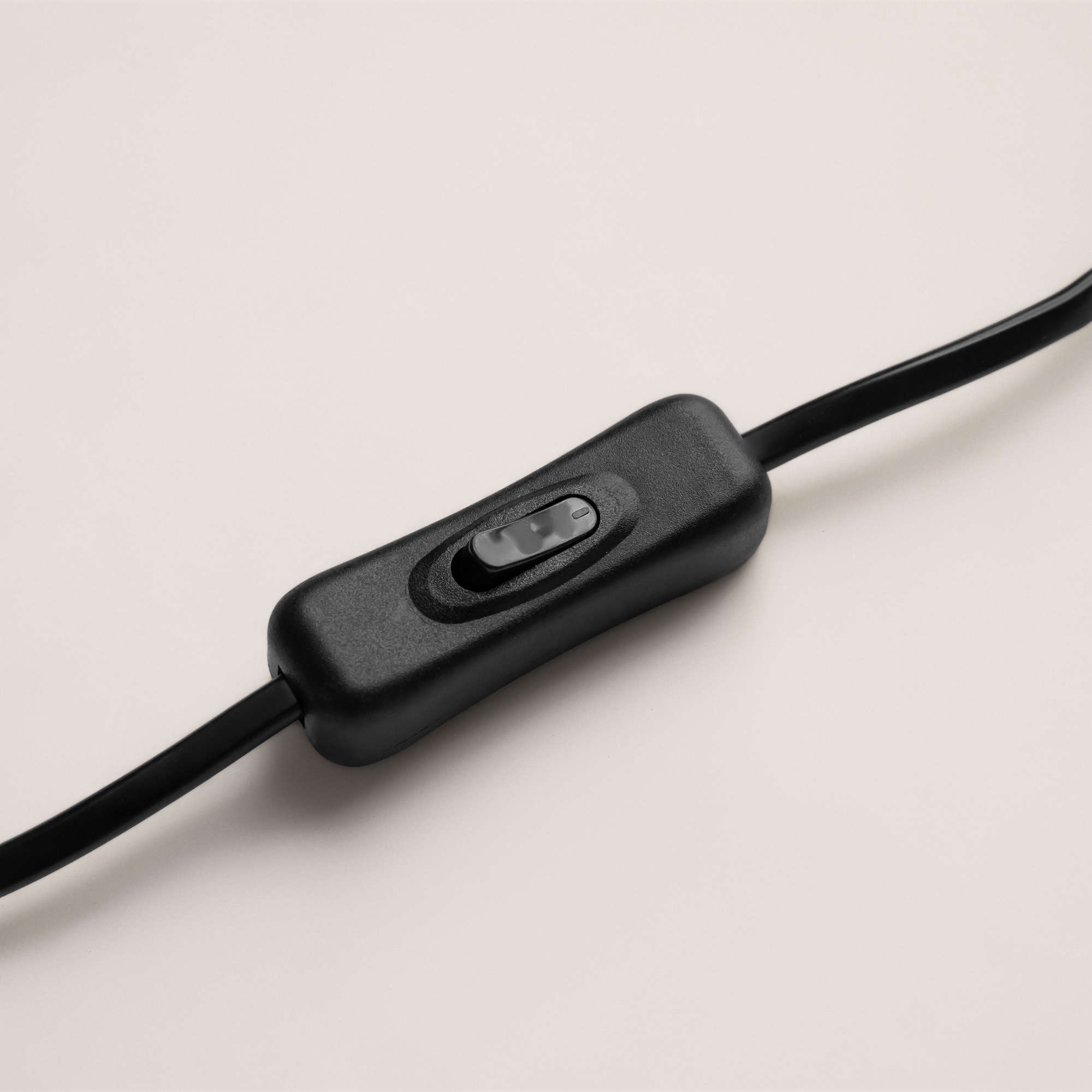 Настольный светильник Maytoni MOD297TL-L24BS3K