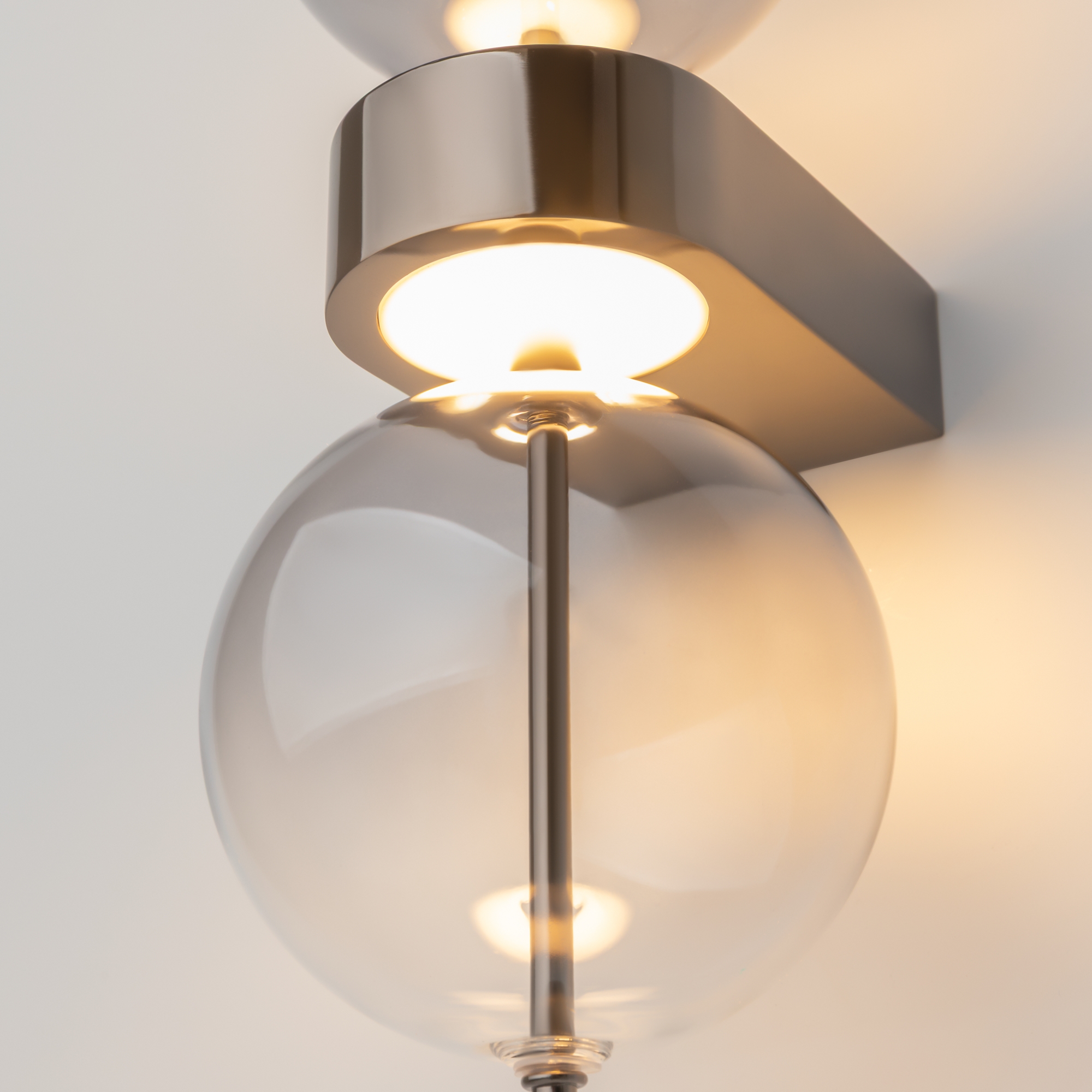 Настенный светильник (бра) Maytoni MOD478WL-L8B3K