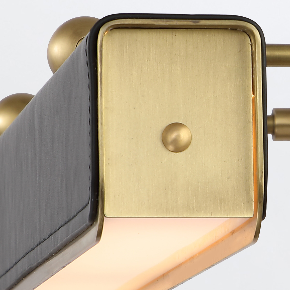 Светильник для картин Alora, Арт. QN-VALISE-PL-L-VBS-TL