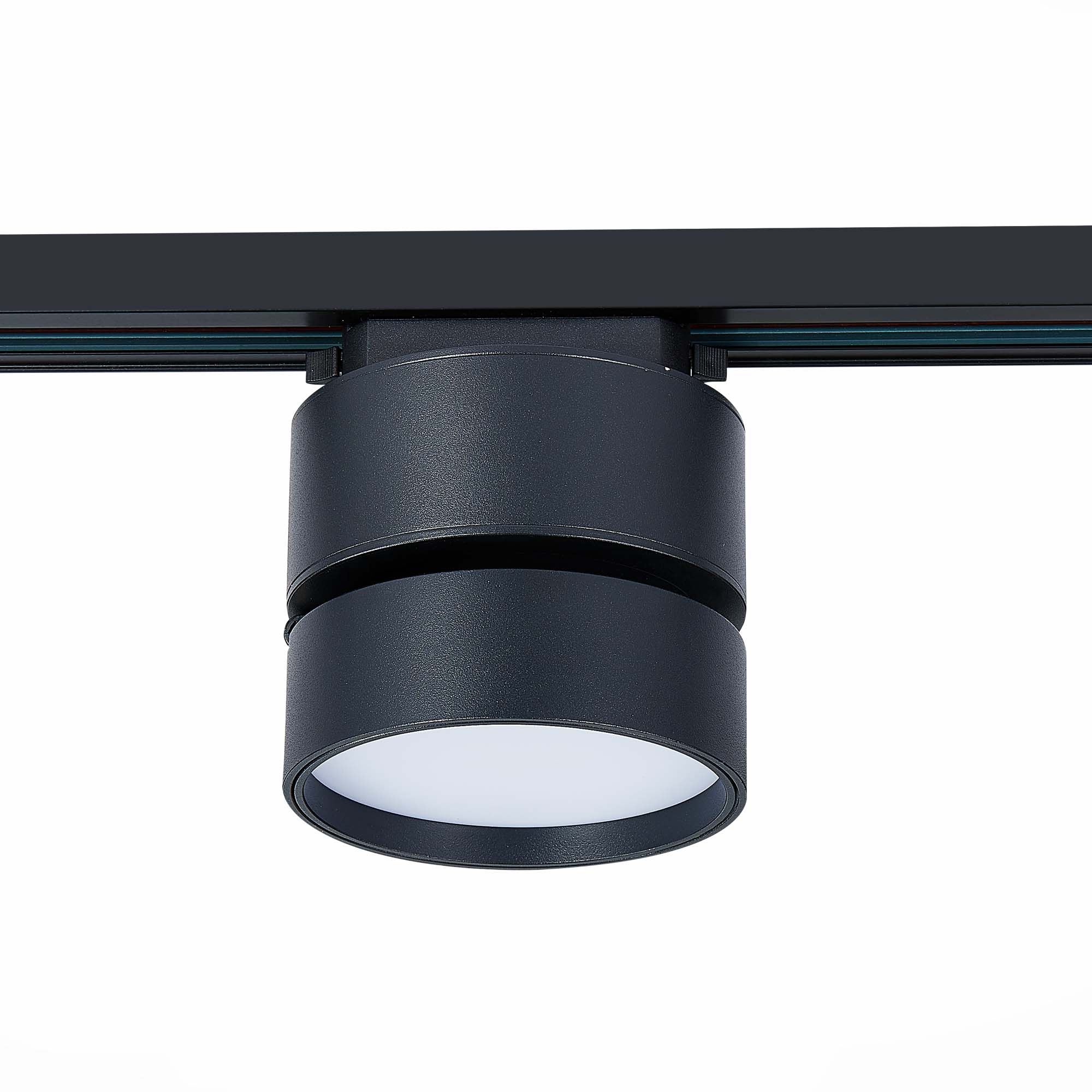 ST651.436.14 Св-к трек. Черный LED 1*14W 3000K 1 100Lm Ra>90 120° IP20 D104xH128 170-240VV BASE