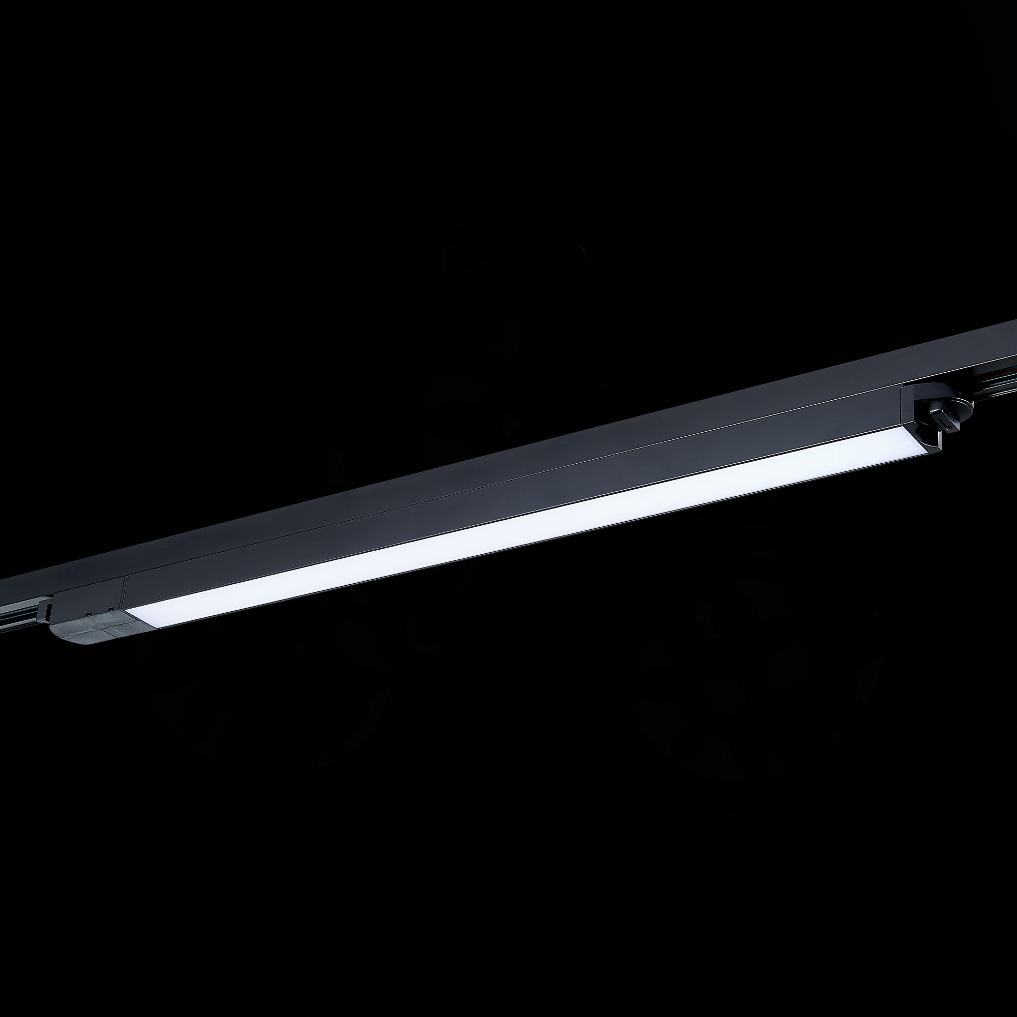 ST366.448.24 Св-к трек. Черный LED 1*24W 4000K 2 450Lm Ra>98 120 IP20 L600xW34xH33 180-240V BASE