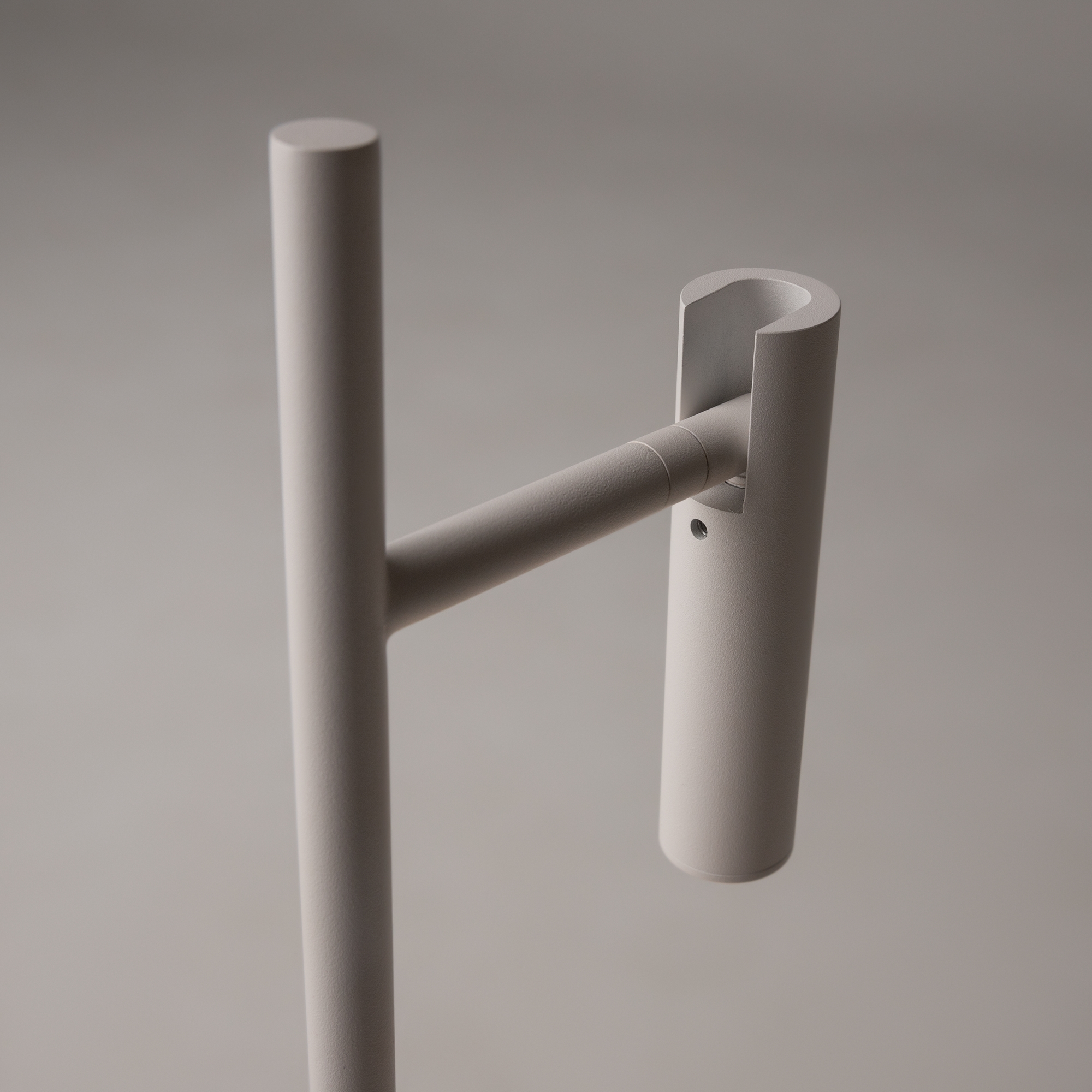 Настольный светильник Maytoni Z010TL-L8W3K