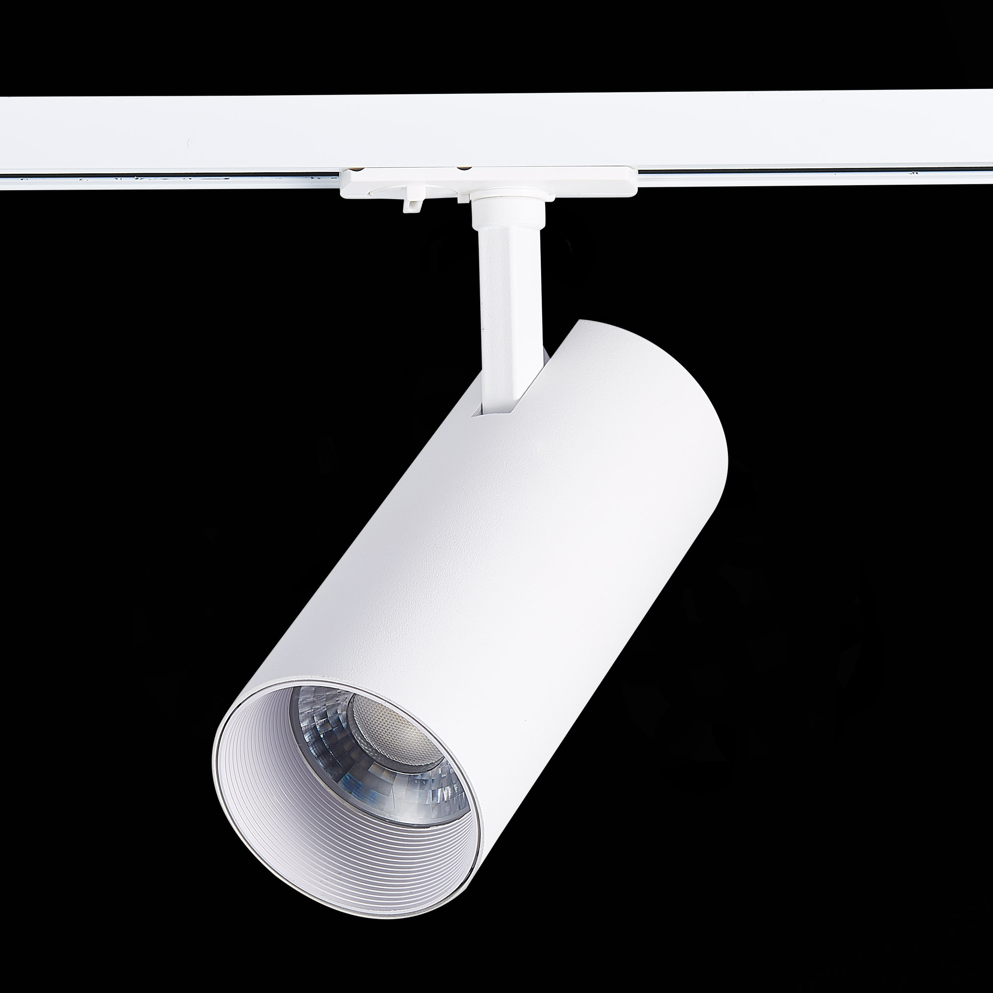 ST350.546.30.24 Св-к трек. Белый LED 1*30W 4000K 2 700Lm Ra?80 24° IP20 L177xW77xH204 100-240V BASE