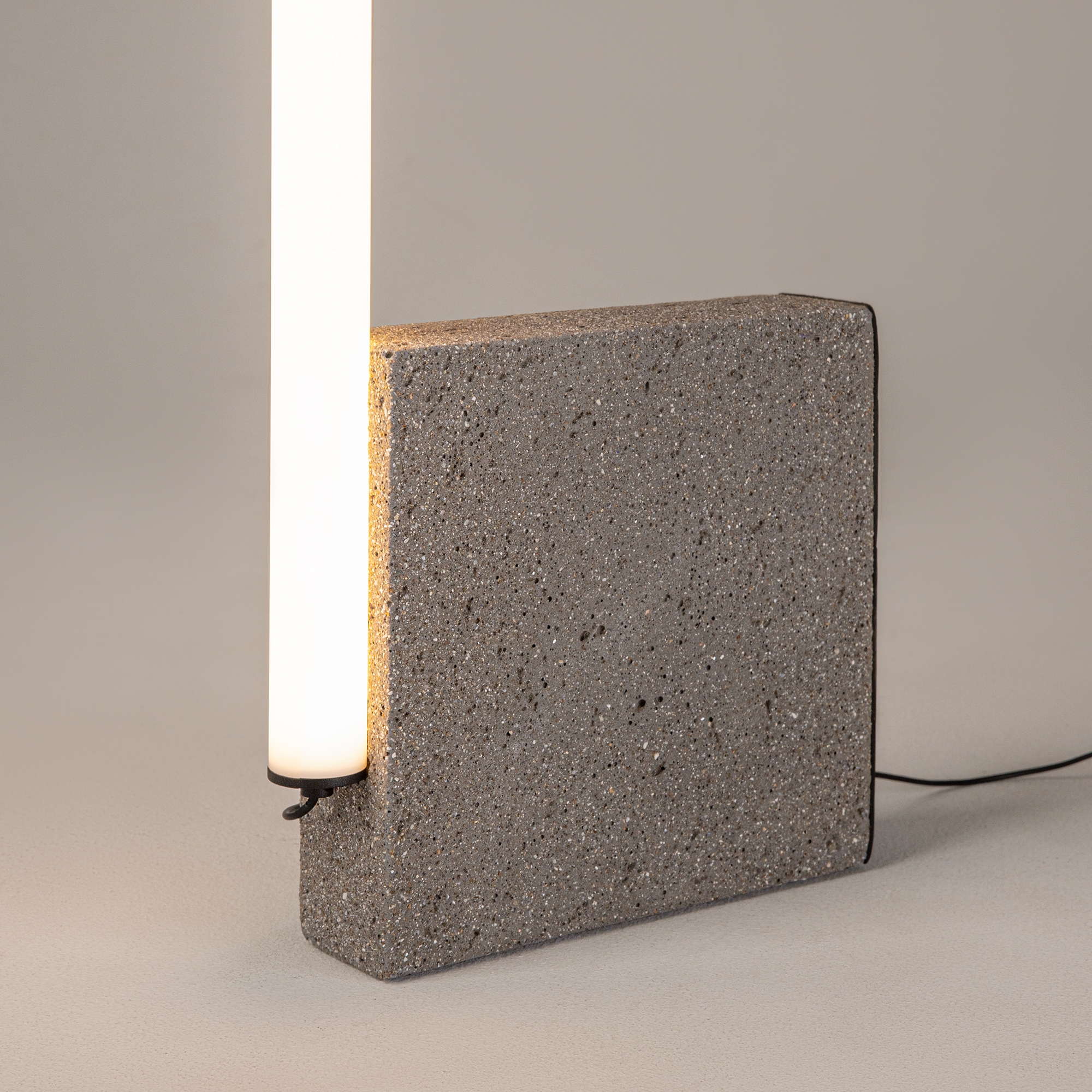 Напольный светильник (торшер) Maytoni MOD277FL-L24GR3K