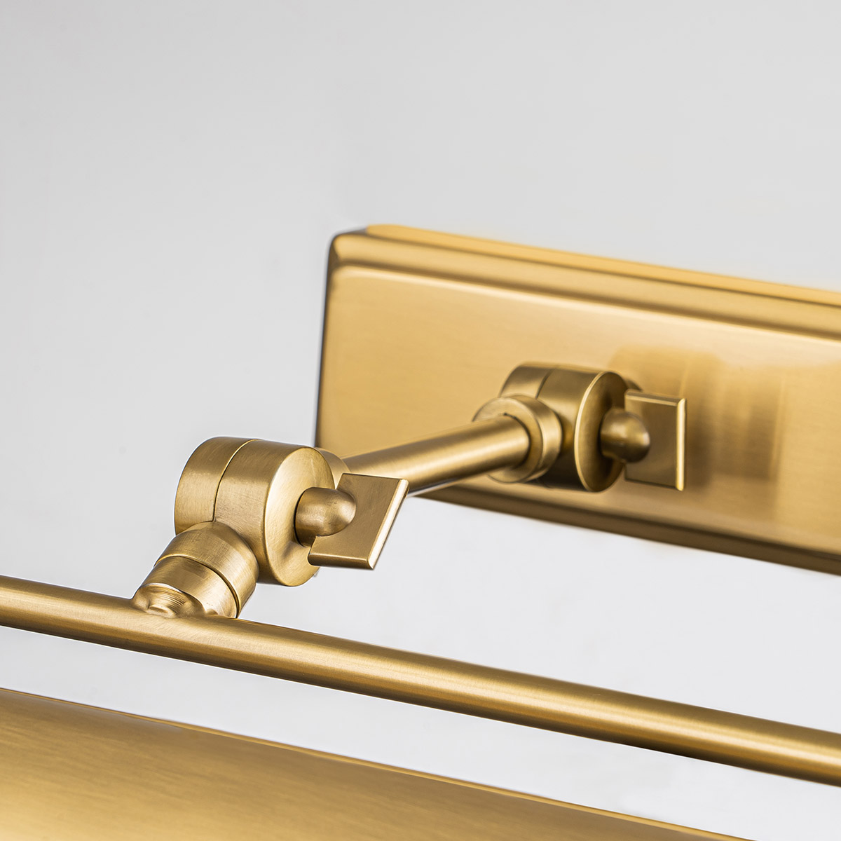 Светильник для картин Elstead Lighting, Арт. WINCHFIELD-PLM-AB