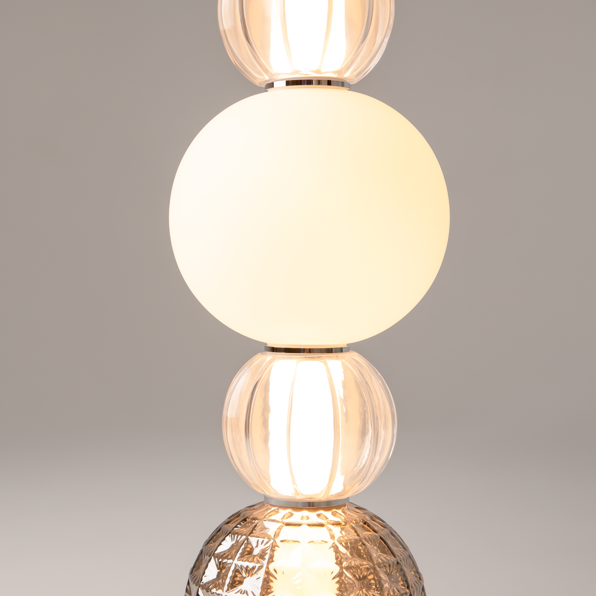 Настольный светильник Maytoni MOD301TL-L18CH3K