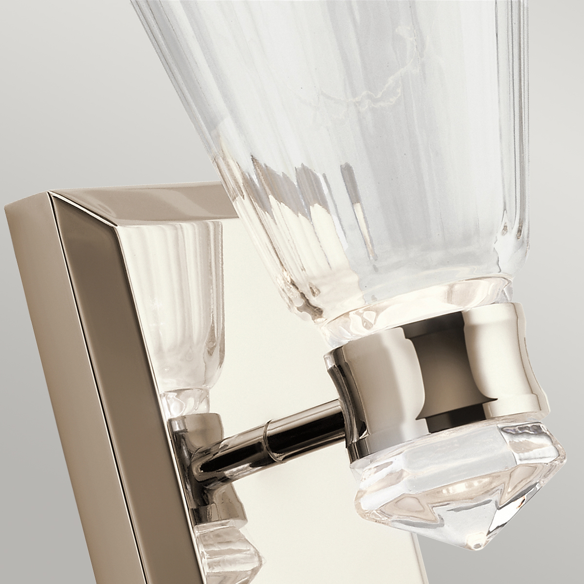 Бра для ванных комнат Kichler, Арт. QN-KAYVA1-PN