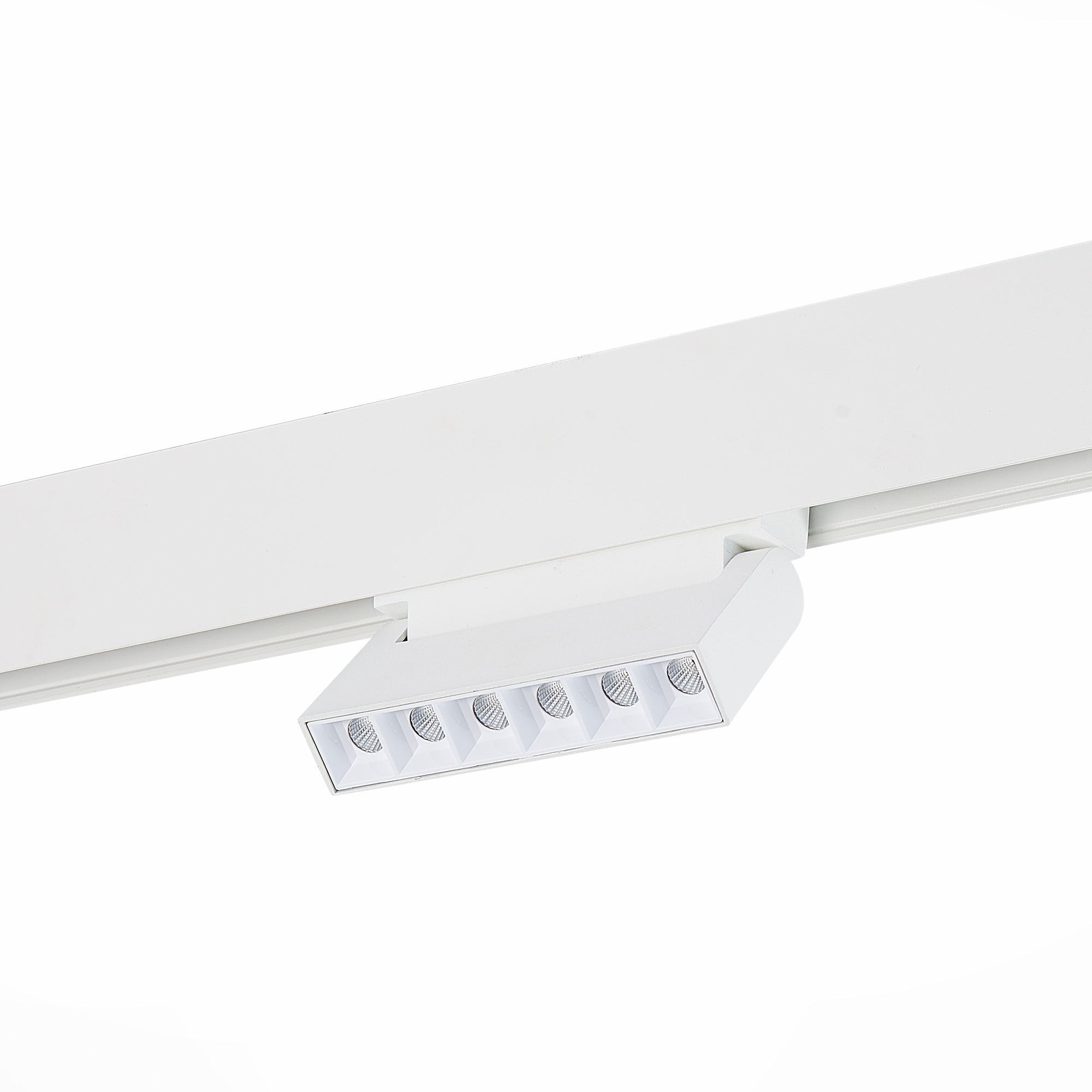 ST364.536.06 Магнитный трековый светильник белый LED 1*6W 3000K 532Lm Ra>80 36° IP20 L120xW22xH108 4 SKYLINE 48