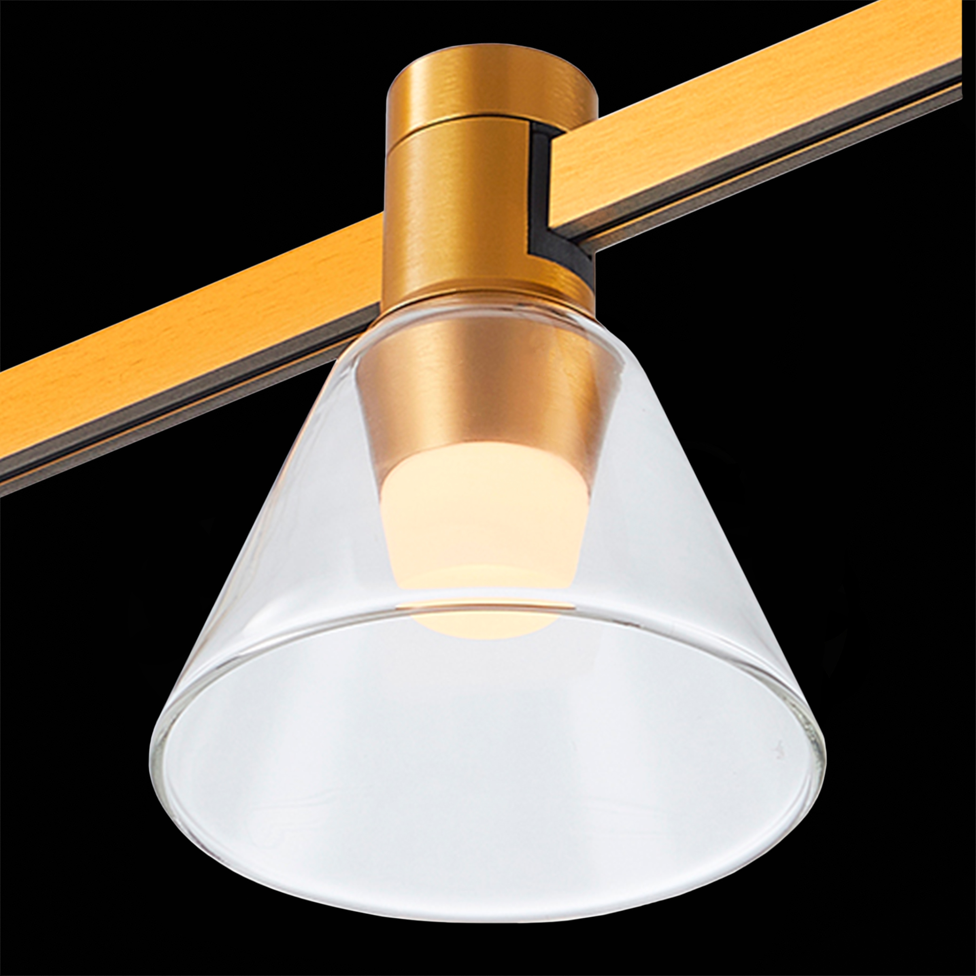 ST814.206.03 Магнитный трековый светильник FARM Золотистый LED 1*3W 3000K 89Lm Ra90 120 IP20 D90xH10 FARM